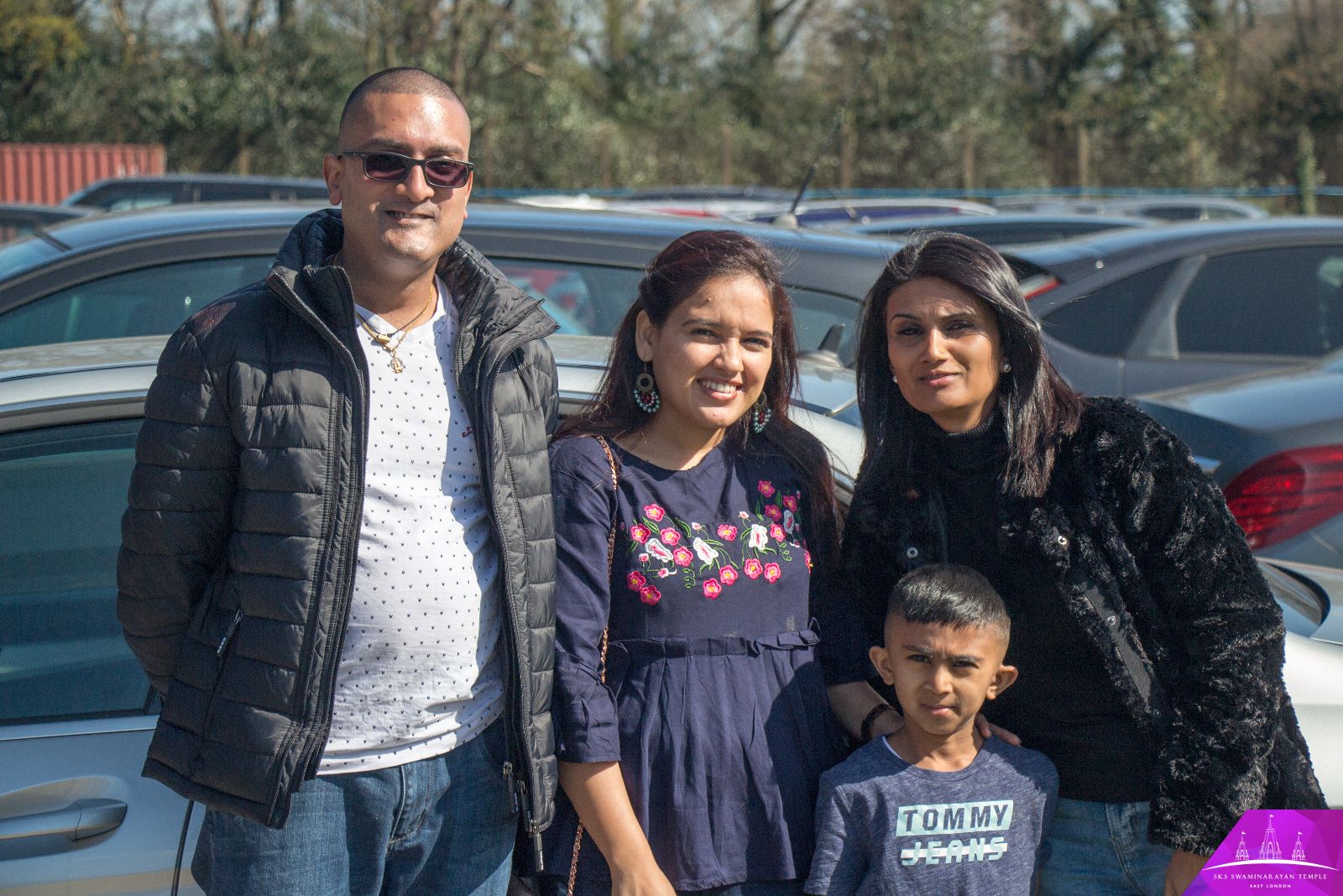 ©1987-2017 SKS Swaminarayan Temple East London